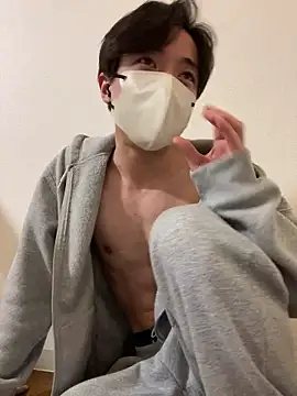 Yuma0718 online show from 5, 2, 2026