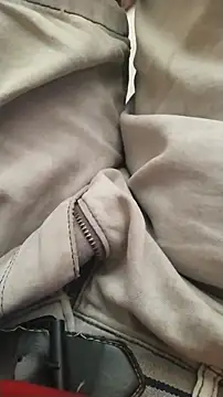 Snapshot of 8inches_DelhiBOY chatting on 21, 11, 2025 8inches DelhiBOY online show from 21, 11, 2025