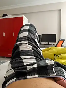 Snapshot of BichromeNonmetal chatting on 18, 2, 2026 BichromeNonmetal online show from 18, 2, 2026