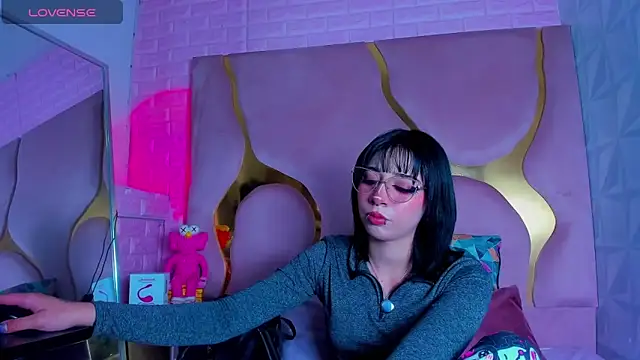 Niina Sissy online show from 29, 3, 2026