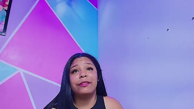 naomi campbel  online show from 8, 4, 2026