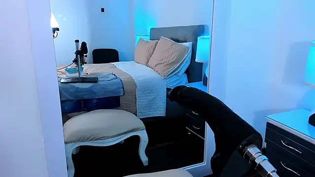 AdeleJhones online show from 10, 1, 2026