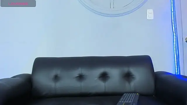 Snapshot of Thomas_moon chatting on 26, 2, 2026 Thomas moon online show from 26, 2, 2026