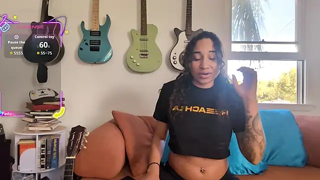 Snapshot of onlystrings chatting on 14, 1, 2026 onlystrings online show from 14, 1, 2026