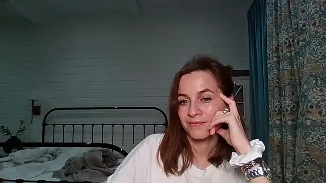 Snapshot of Niravyn_ chatting on 2, 11, 2025 Niravyn online show from 2, 11, 2025