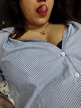 Suhana Darling online show from 14, 3, 2026