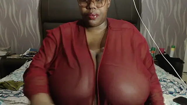 BoobsQueen46K online show from 27, 11, 2025