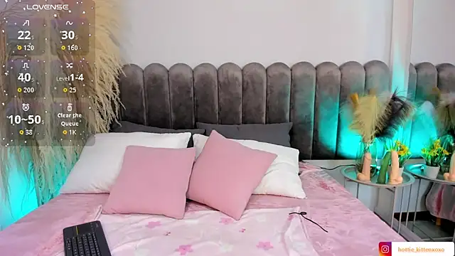 Viollet xoxo online show from 24, 9, 2025