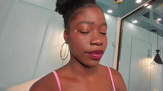 MichellePose online show from 20, 12, 2025