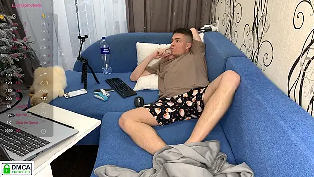 holy eggs 02 online show from 15, 1, 2026