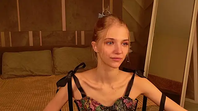 Snapshot of 4example_Chloe chatting on 18, 2, 2026 4example Chloe online show from 18, 2, 2026