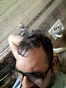 Hot-boy077 online show from 17, 1, 2026