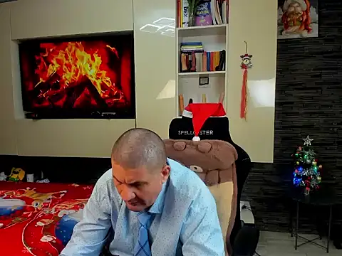 SpartacusDaddy48 online show from 6, 1, 2026