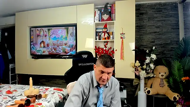 SpartacusDaddy48 online show from 4, 4, 2026