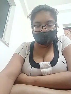 Elie couple143 online show from 28, 10, 2025