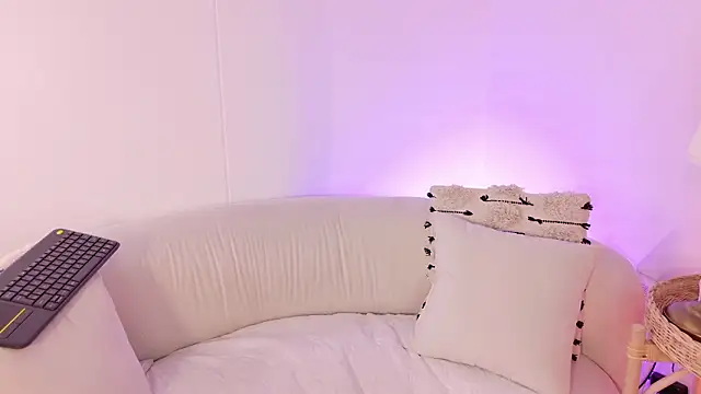 Cutie Riley online show from 26, 2, 2026