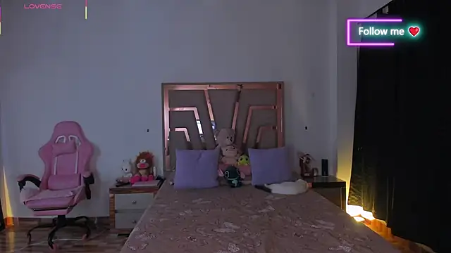 lunaarose online show from 27, 3, 2026