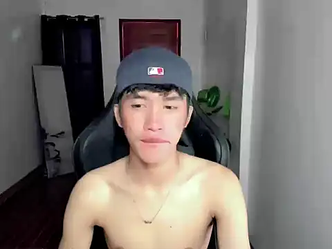 twinksexy09 online show from 11, 11, 2025