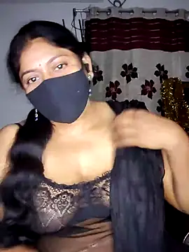 Snapshot of Telugu--Nadhini143 chatting on 9, 10, 2025 Telugu--Nadhini143 online show from 9, 10, 2025