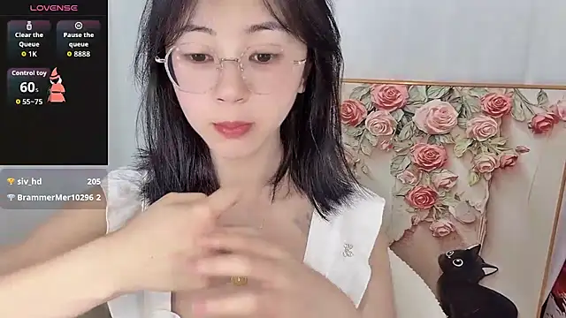 nini a online show from 11, 7, 2026