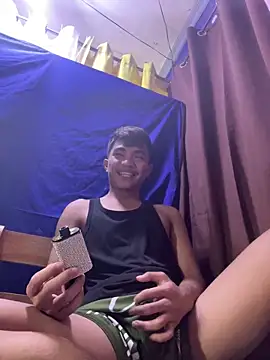 mostwantedtwink online show from 10, 4, 2026