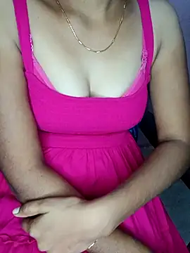 Nidhi lovely online show from 3, 3, 2026