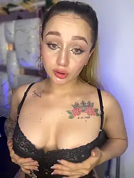 Sara Sophia420 online show from 17, 4, 2026