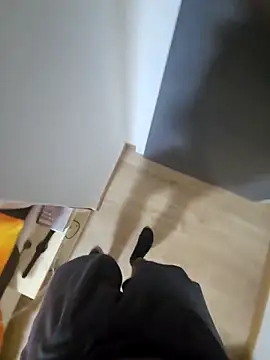 flirt 23 online show from 11, 3, 2026