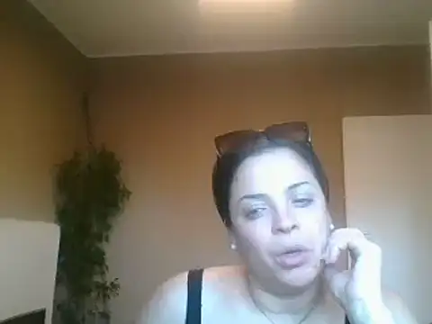 ITALIANASISIXX online show from 6, 6, 2026