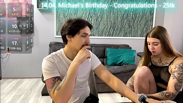 VelvetMiley online show from 12, 4, 2026