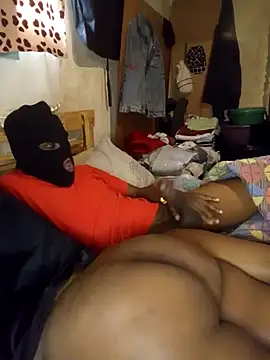 Snapshot of SuperheroDck chatting on 21, 9, 2025 SuperheroDck online show from 21, 9, 2025