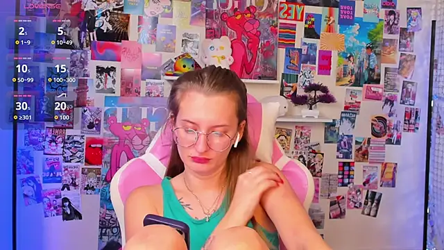 Snapshot of Maryyy_May chatting on 18, 10, 2025 Maryyy May online show from 18, 10, 2025