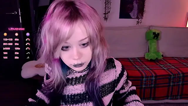 Lollyshy online show from 16, 11, 2025