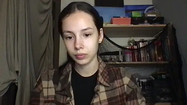 Yuna5343 online show from 5, 11, 2025