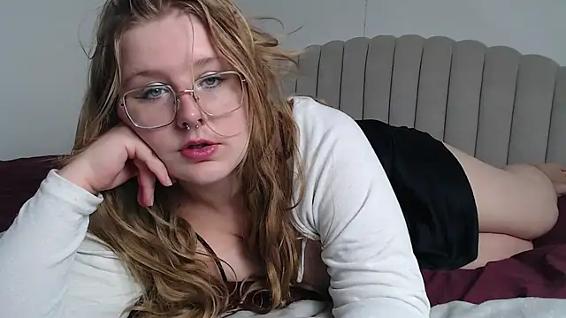 AgnesRoseCams online show from 24, 9, 2025