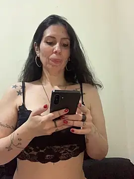 Lhcruz online show from 9, 4, 2026