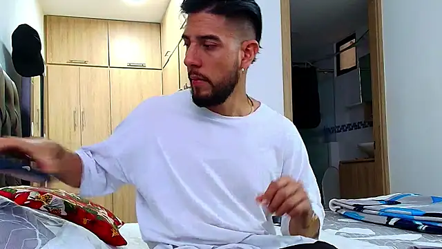 Snapshot of DaveSoldier chatting on 22, 2, 2026 DaveSoldier online show from 22, 2, 2026