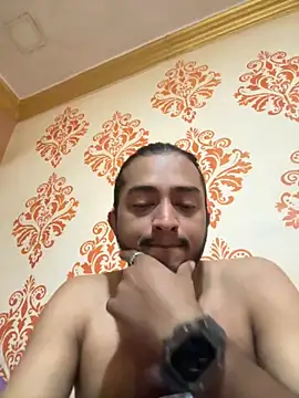 Snapshot of seenu2101 chatting on 18, 2, 2026 seenu2101 online show from 18, 2, 2026