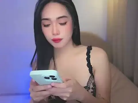 Madmoisellex online show from 25, 6, 2026
