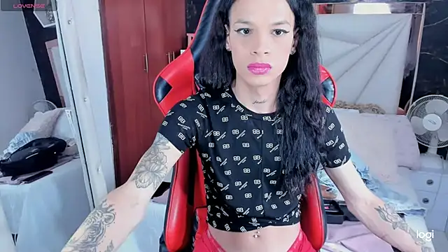 Snapshot of sara_slut21 chatting on 2, 12, 2024 sara slut21 online show from 2, 12, 2024