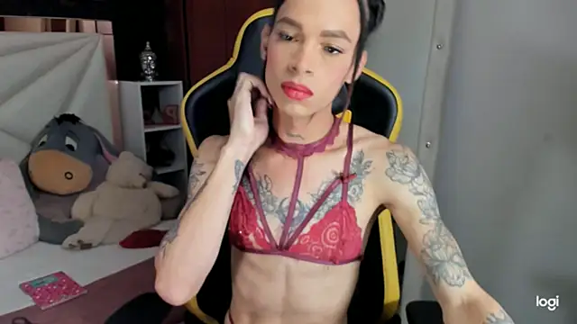 Snapshot of sara_slut21 chatting on 31, 12, 2024 sara slut21 online show from 31, 12, 2024