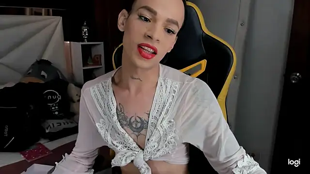 Snapshot of sara_slut21 chatting on 31, 12, 2024 sara slut21 online show from 31, 12, 2024