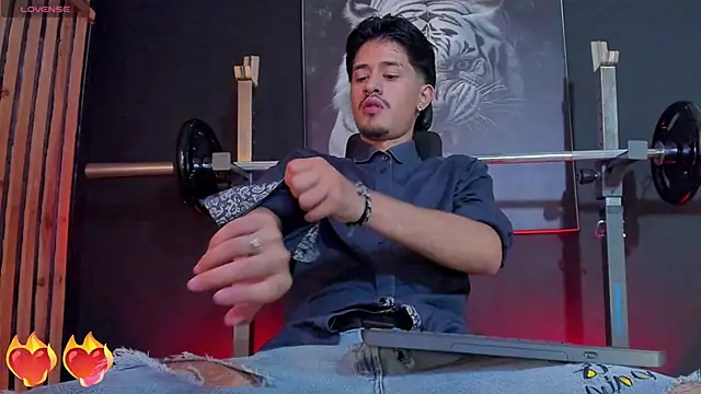 DimitriDeluxe online show from 29, 10, 2025