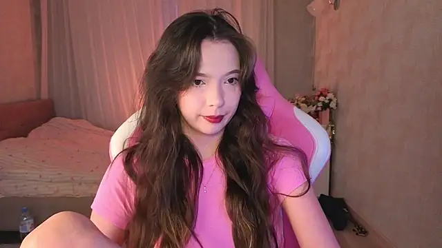 yuna sunshy online show from 6, 4, 2026