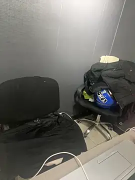 Emily Rivers  online show from 10, 9, 2025