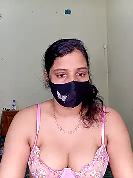 Rose-luckey online show from 22, 11, 2025