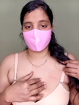 Rose-luckey online show from 11, 3, 2026