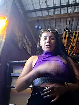 Snapshot of CAROLINE__07 chatting on 13, 9, 2025 CAROLINE 07 online show from 13, 9, 2025