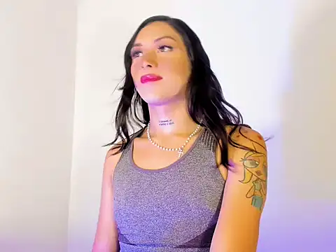 Snapshot of Megan_Gil_ chatting on 14, 9, 2025 Megan Gil online show from 14, 9, 2025