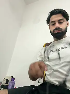 hottestboy03 online show from 4, 7, 2026